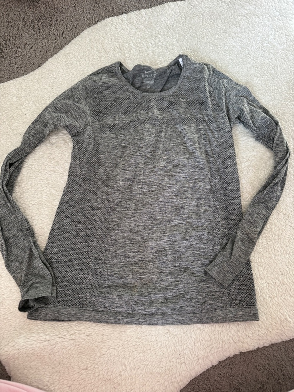 Nike Women's Long Sleeve Heather Gray Seamless Performance Top